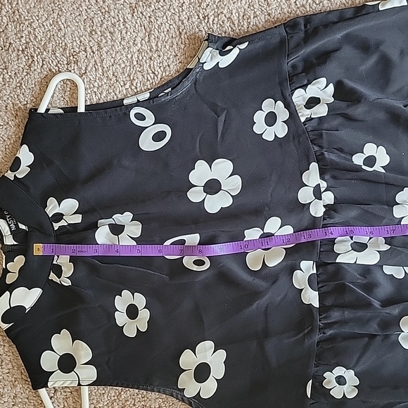 Nasty Gal Retro Mock Neck Floral Midi/Maxi Dress - Picture 6 of 8